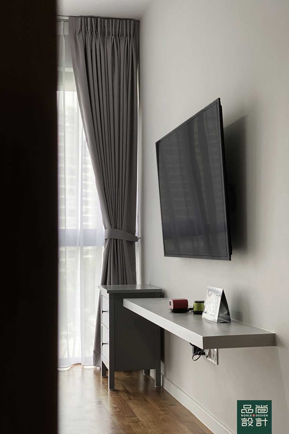 Asian Bedroom with Parquet Floor and Wood Flooring