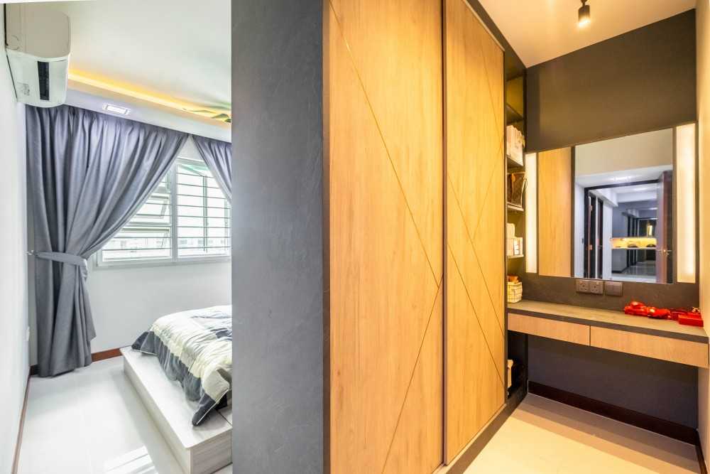 Contemporary Bedroom with Wardrobe and Sliding Wardrobe