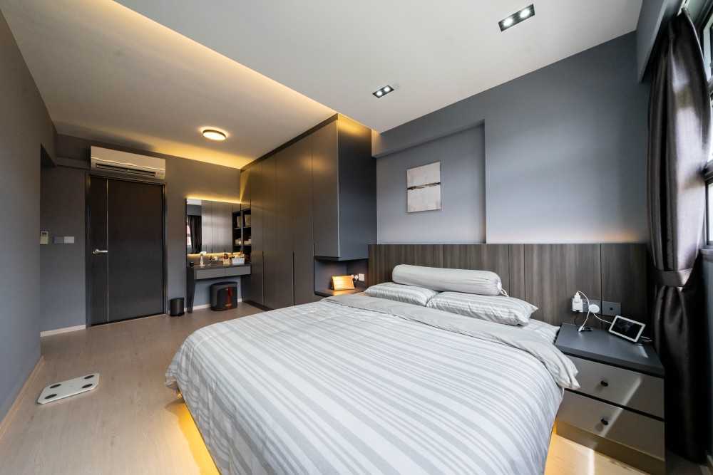 Modern Bedroom with Cove Lighting and Drop Ceiling