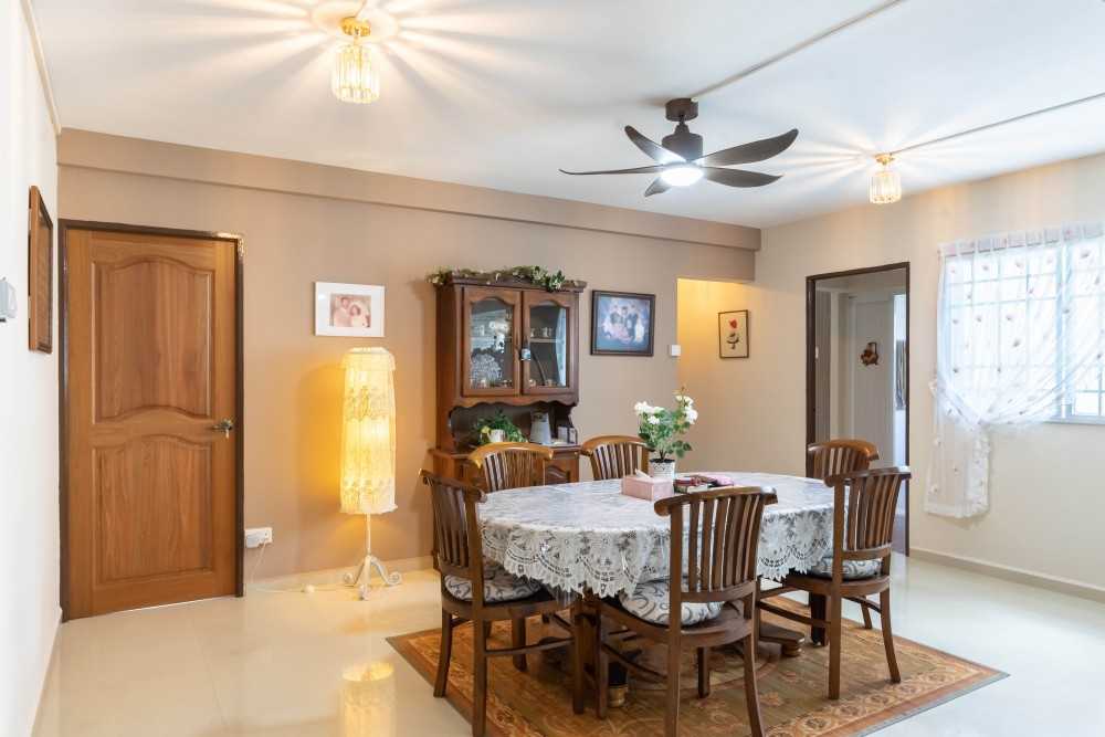 Vintage Dining Room with Downlights and Dining Table