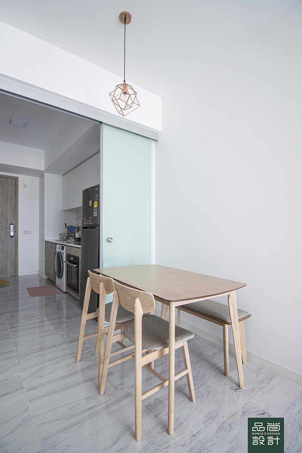 Modern Dining Room with Glass Door and Lighting