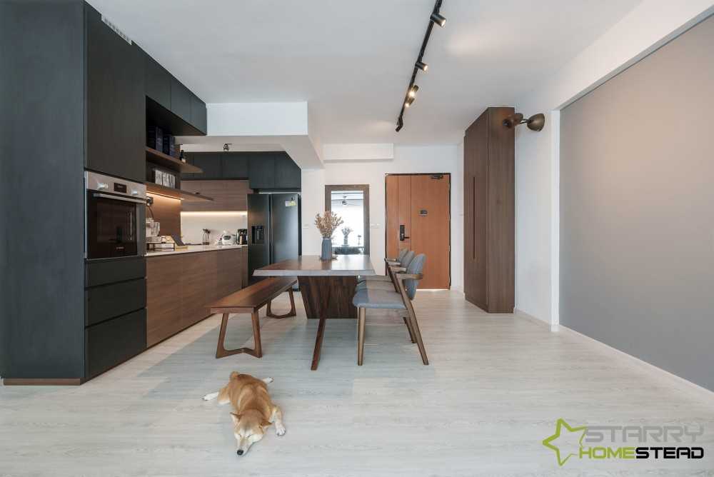 Modern Dining Room with Dining Table and Lighting