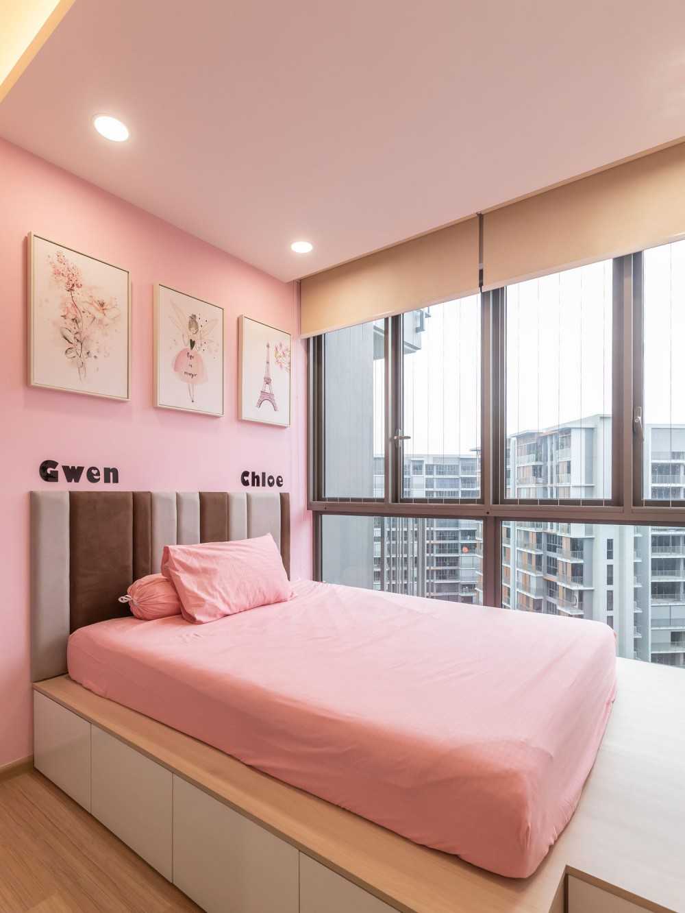 Modern Bedroom with Built-in Bed and Downlights