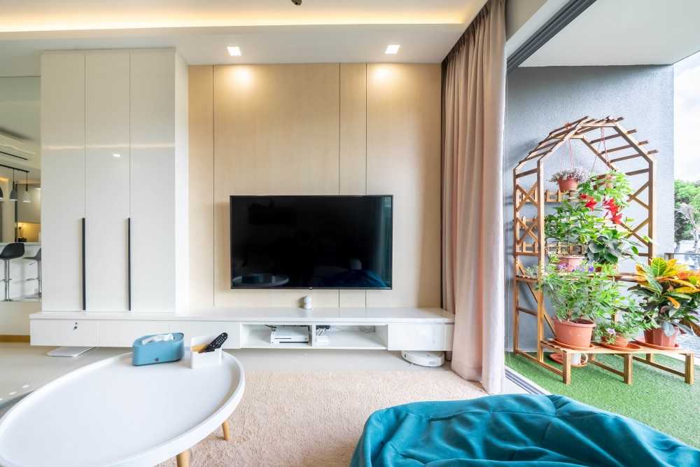 Contemporary Living Room with Homogeneous Tiles and Cove Lighting