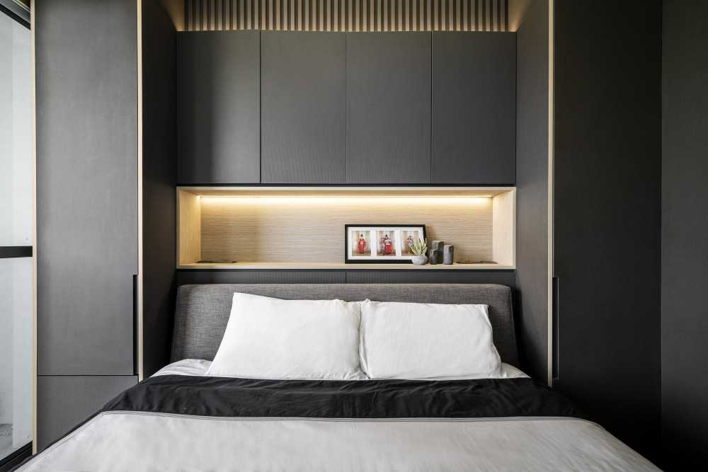 Modern Bedroom with Platform Bed and Sideboard