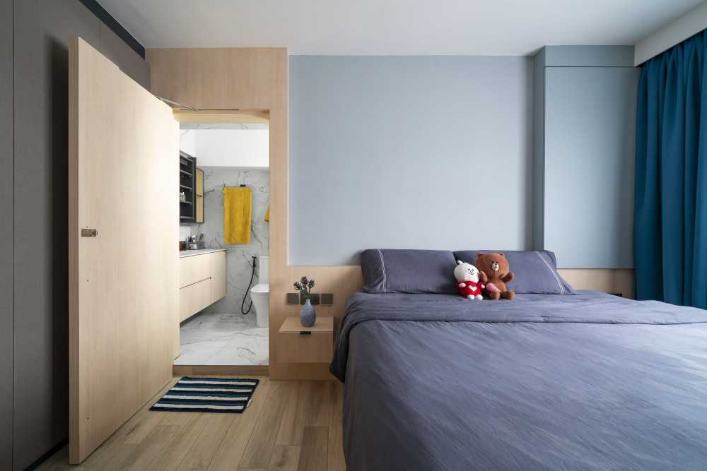 Scandinavian Bedroom with Vinyl Flooring and Downlights