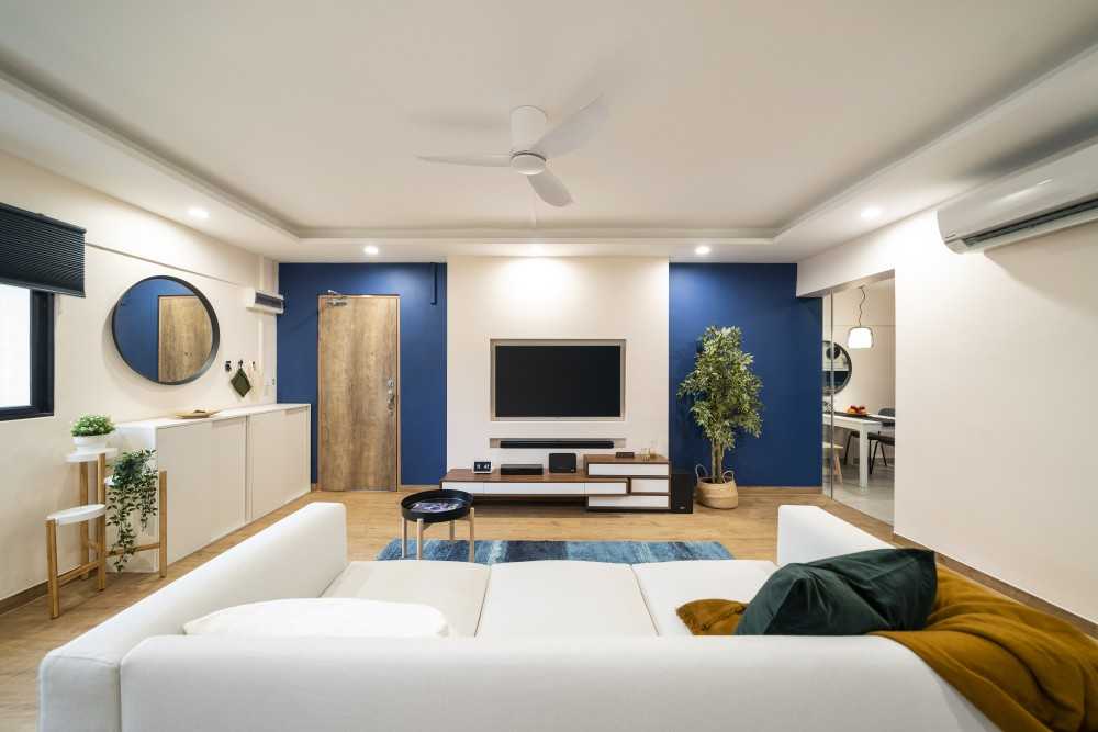 Modern Living Room with Vinyl Flooring and TV Console