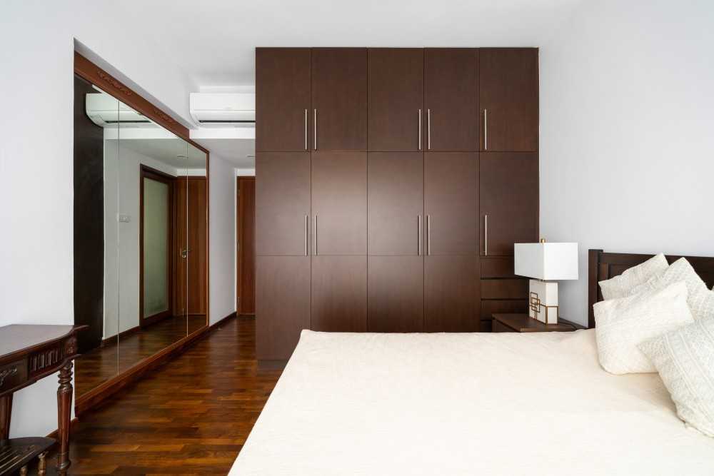 Asian Bedroom with Vinyl Flooring and Wood Flooring