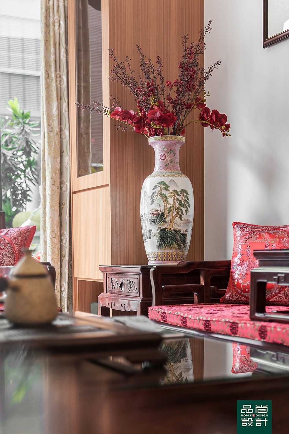 Asian Living Room with Storage Cabinets and Display Cabinets