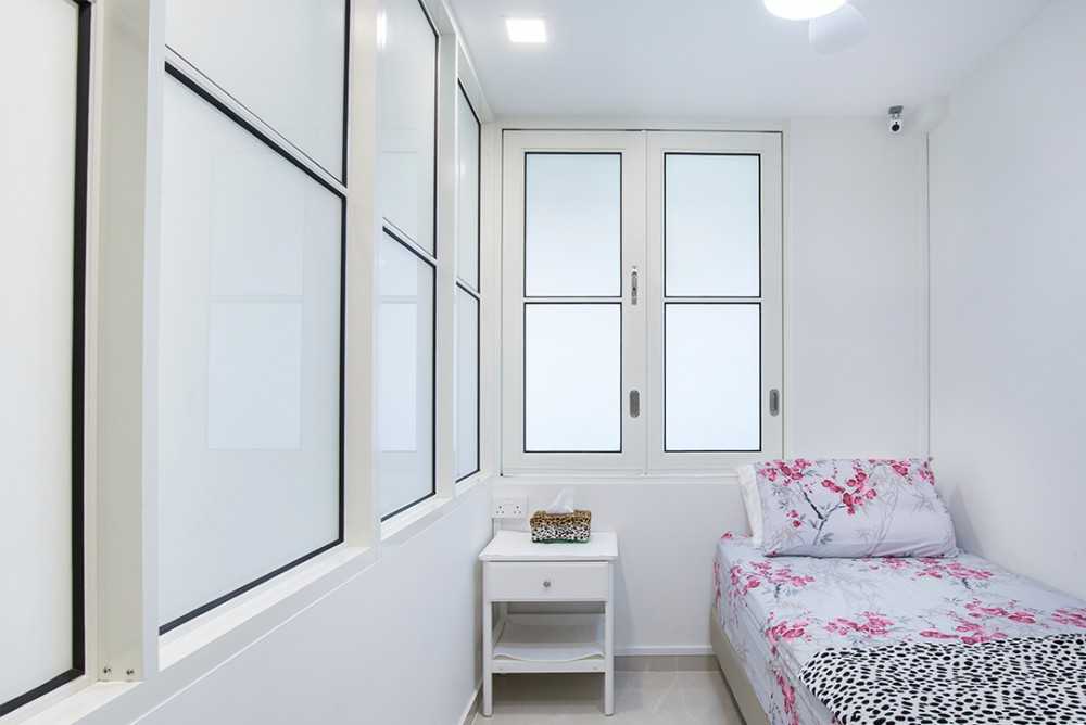 Modern Bedroom with Flooring and Bed