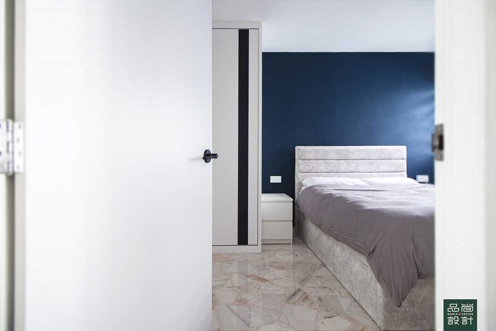 Modern Bedroom with Marble Floor and Wardrobe