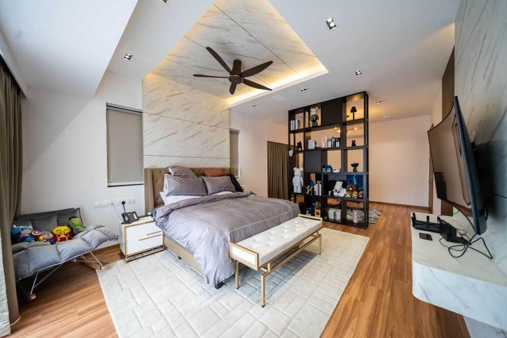 Modern Bedroom with Wood Flooring and Ceiling Light