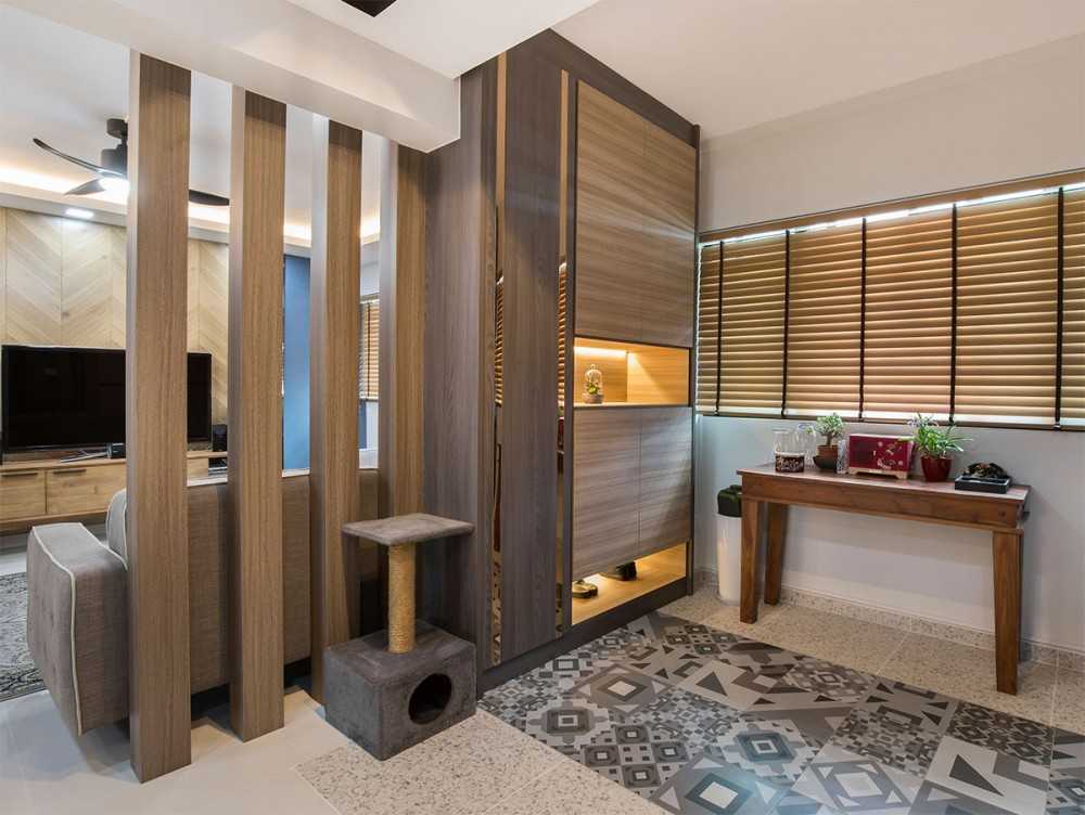 Modern Entryway with Console Table and Small Storage