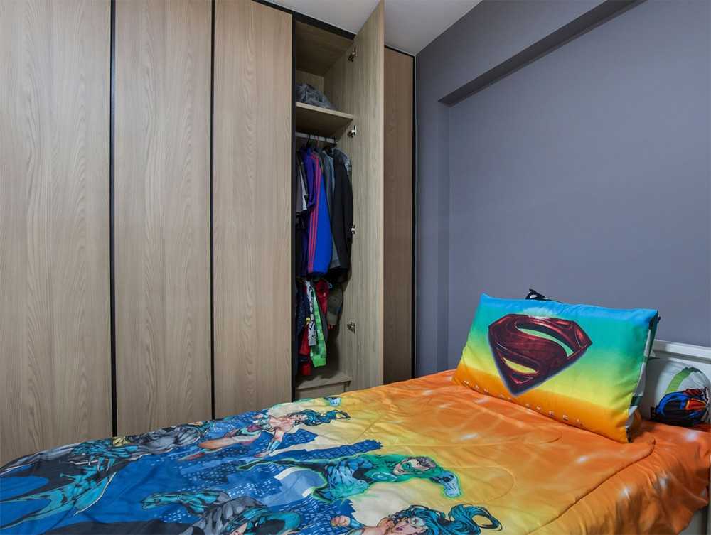 Modern Bedroom with Wardrobe and Single Bed