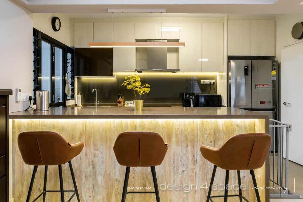 Contemporary Kitchen with Countertop and Kitchen Window