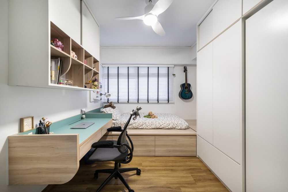 Minimalist Bedroom with Bookshelf and Platform Bed