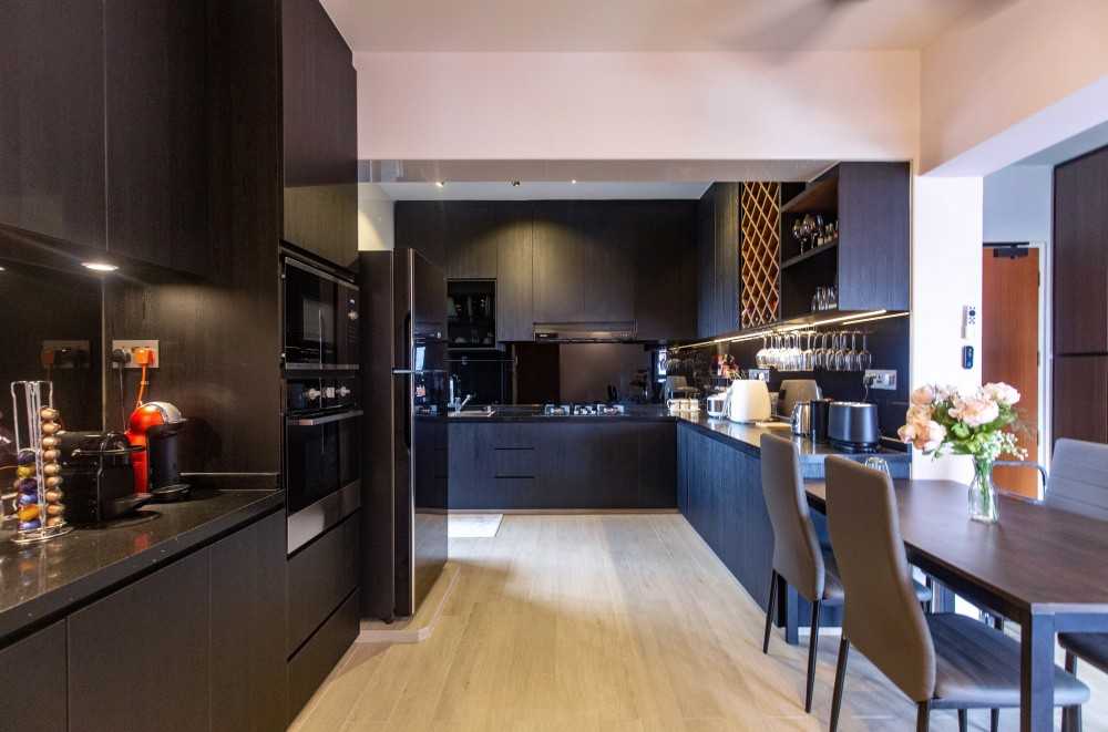 Modern Kitchen with Countertop and Vinyl Flooring