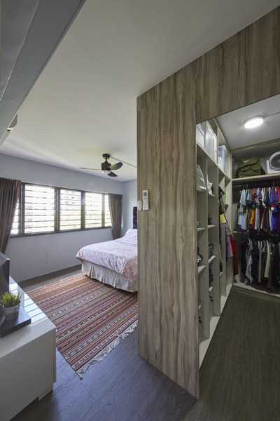 Asian Bedroom with Vinyl Flooring and Wardrobe