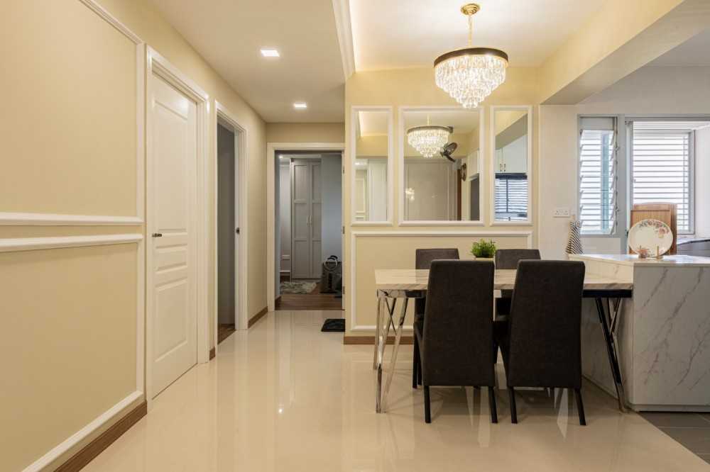 Modern Dining Room with Cove Lighting and Dining Table