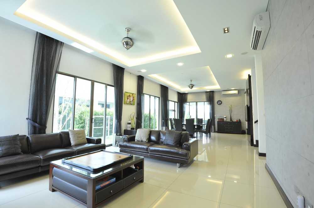 Modern Living Room with Drop Ceiling and Glass Door