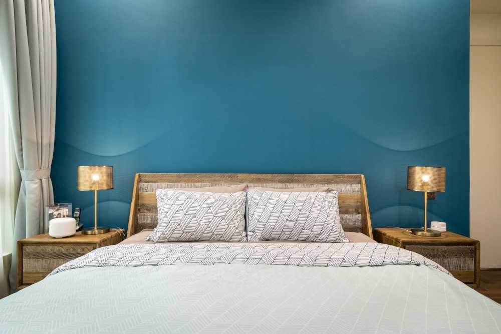 Modern Bedroom with Parquet Floor and Wood Flooring