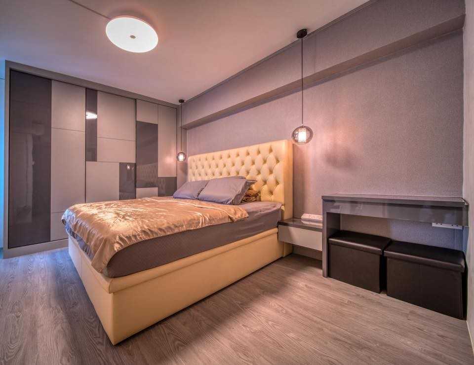 Modern Bedroom with Vinyl Flooring and Flooring
