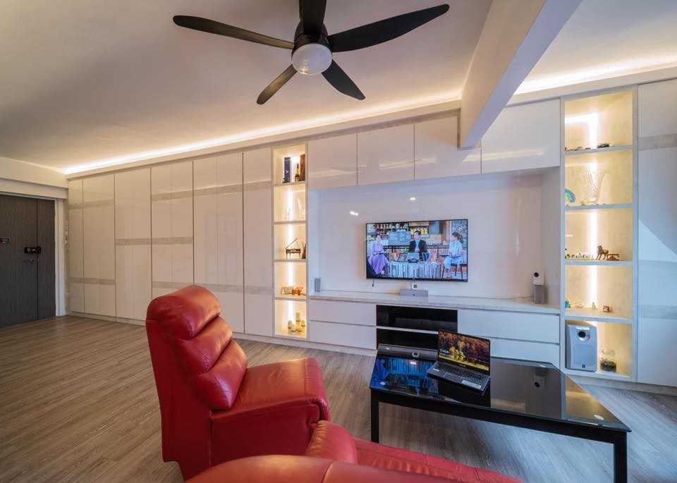 Modern Living Room with Vinyl Flooring and Cove Lighting