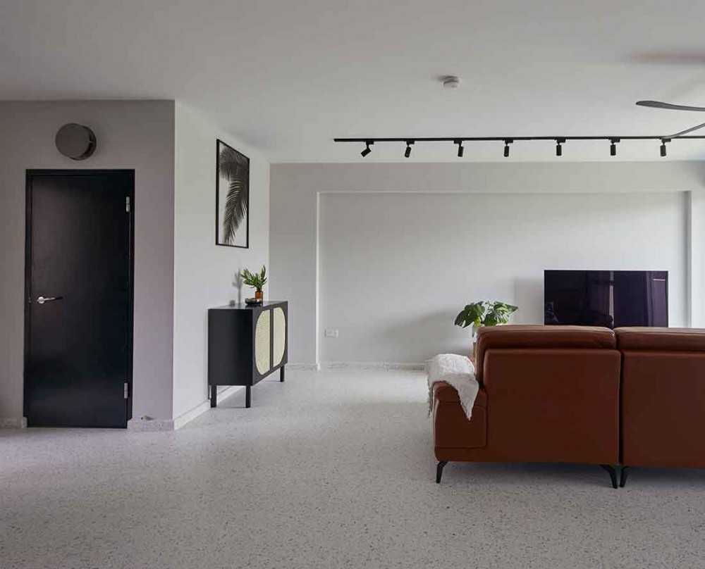Vintage Living Room with Artwork and Sofa