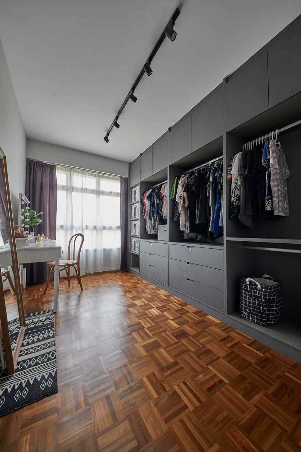 Vintage Walk-in Wardrobe with Parquet Floor and Vanity Counter