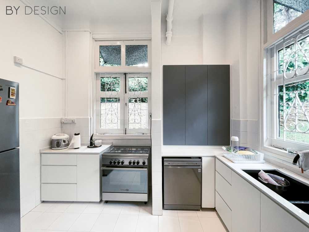Modern Kitchen with Countertop and Kitchen Accessories