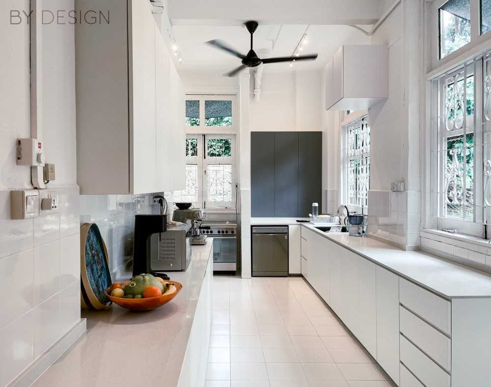 Modern Kitchen with Countertop and Kitchen Window