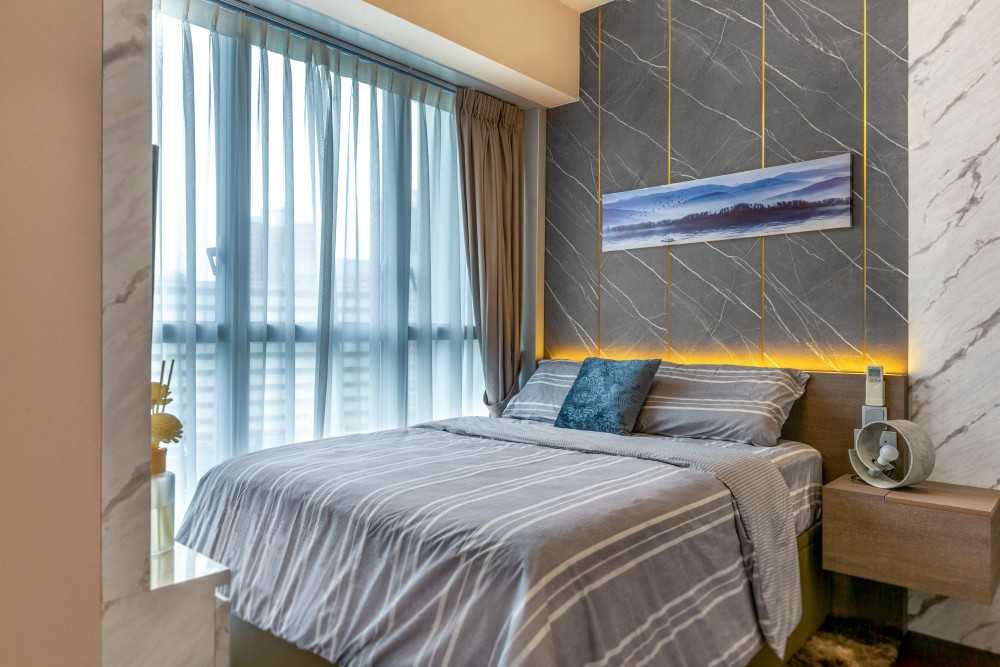 Modern Bedroom with Platform Bed and Wardrobe