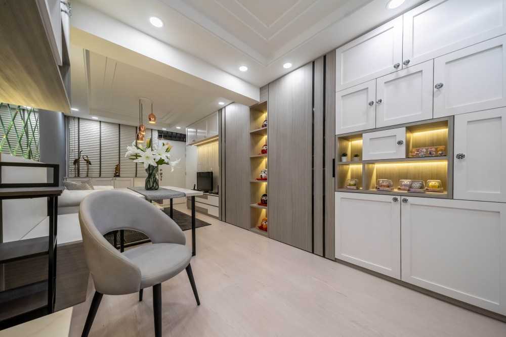 Modern Living Room with Bookshelf and Vinyl Flooring