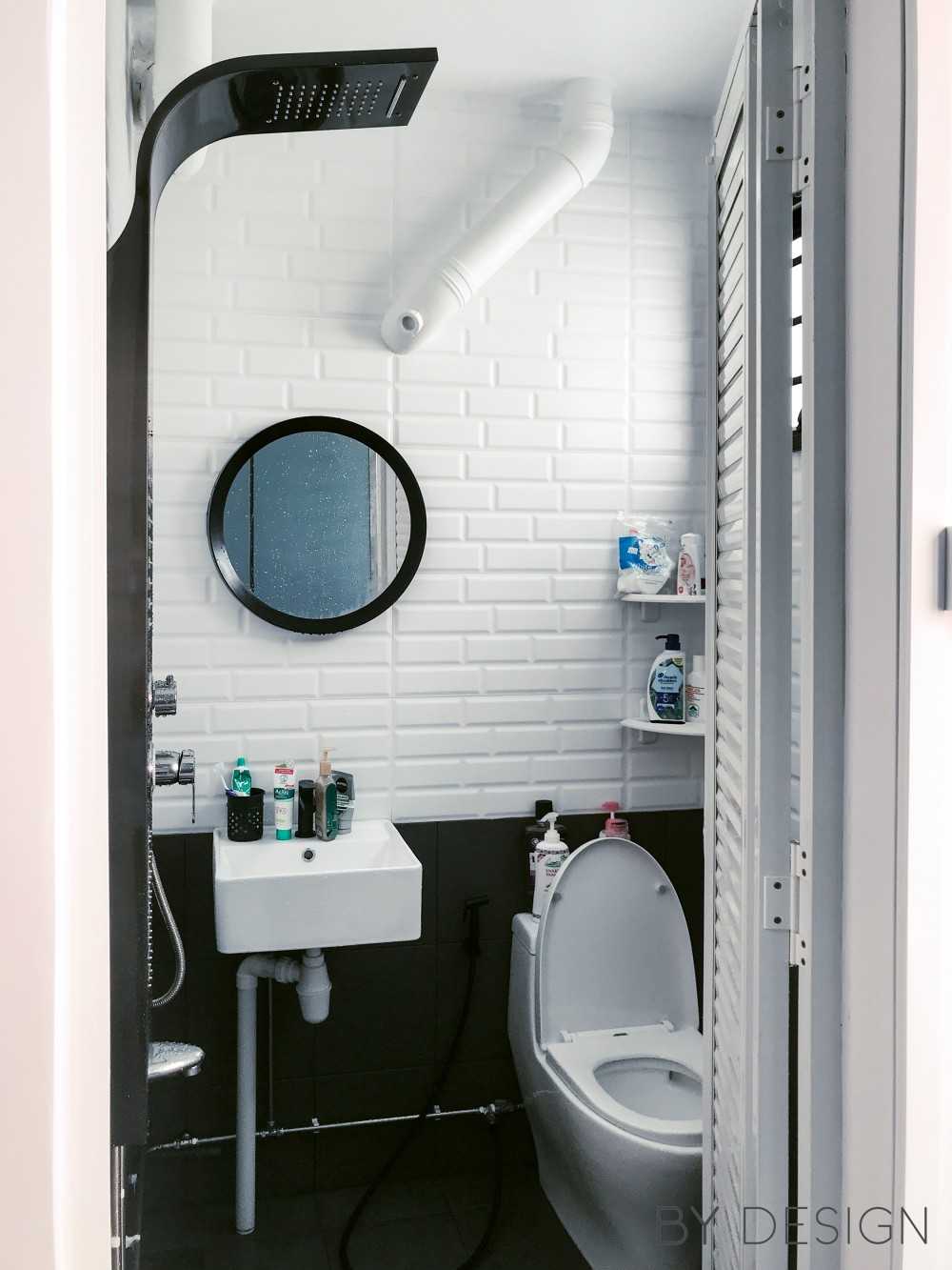 Industrial Bathroom with Rainshower and Showers