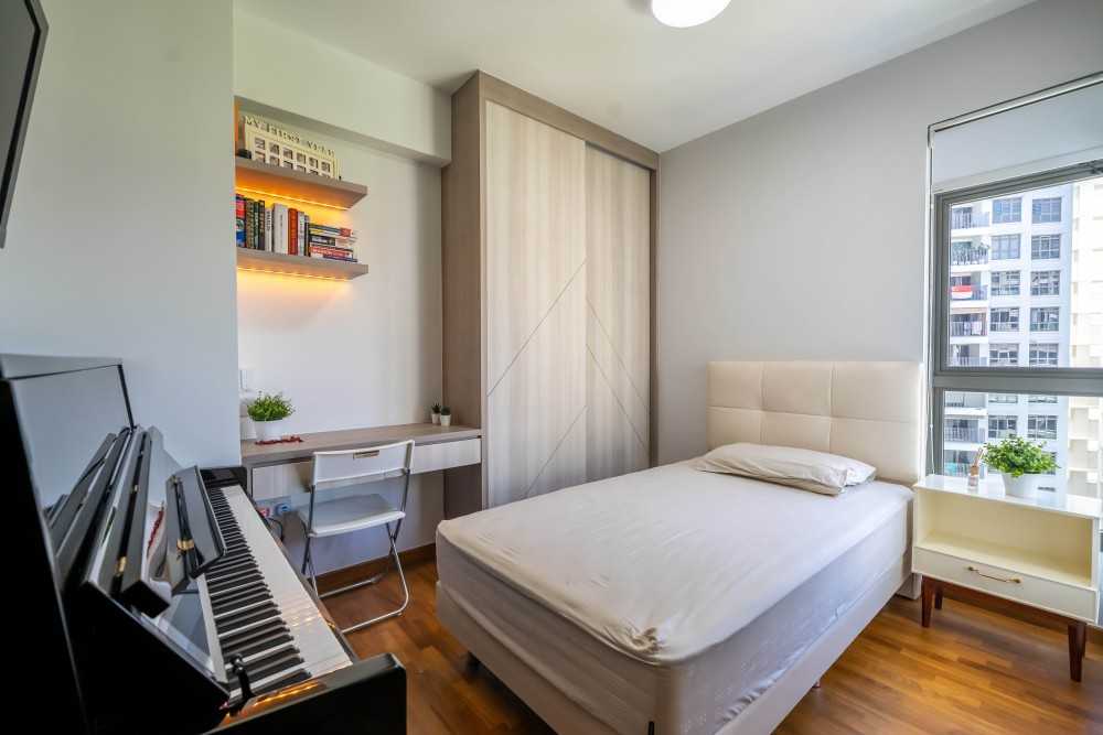 Contemporary Bedroom with Wardrobe and Sliding Wardrobe