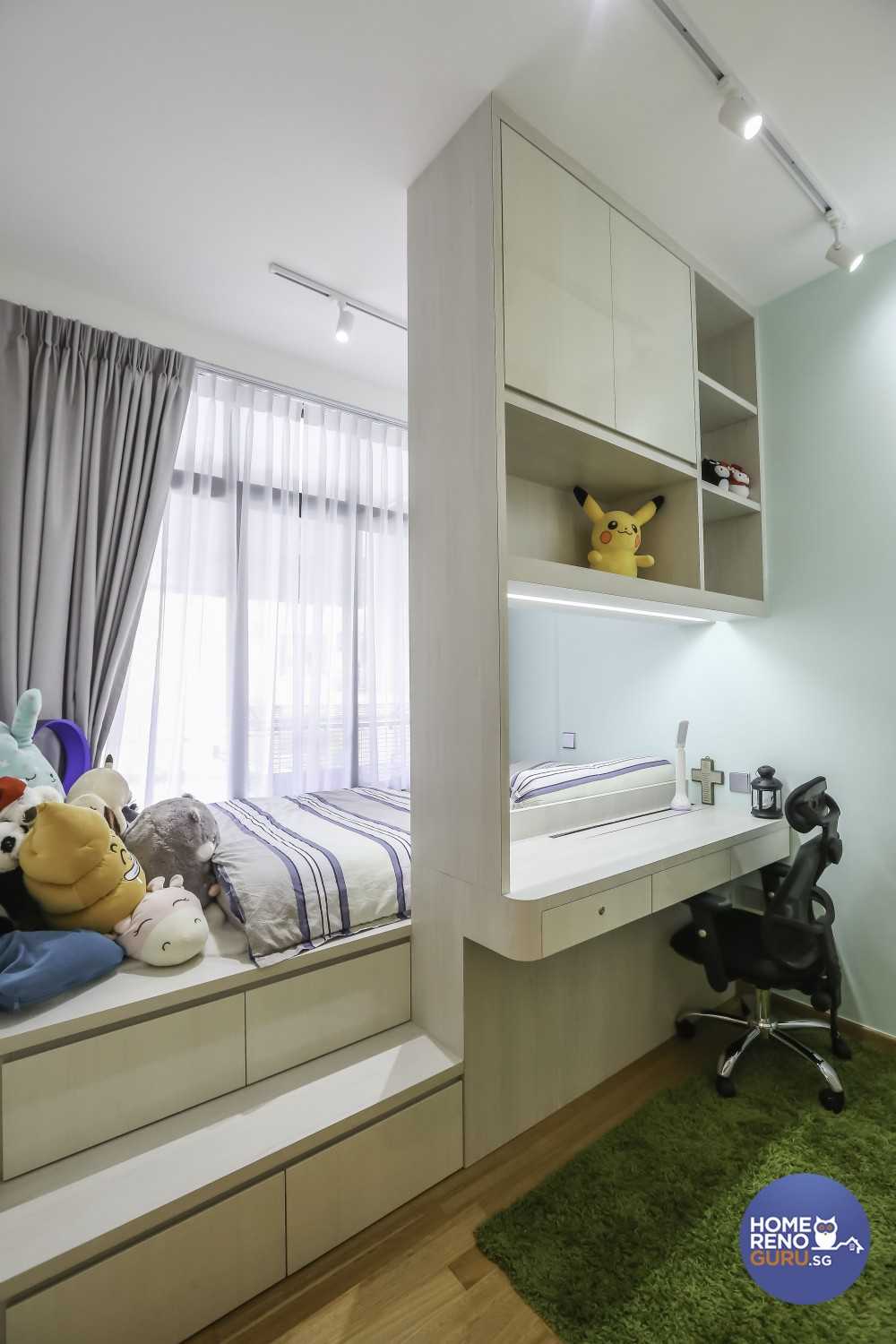 Modern Bedroom with Platform Bed and Desk