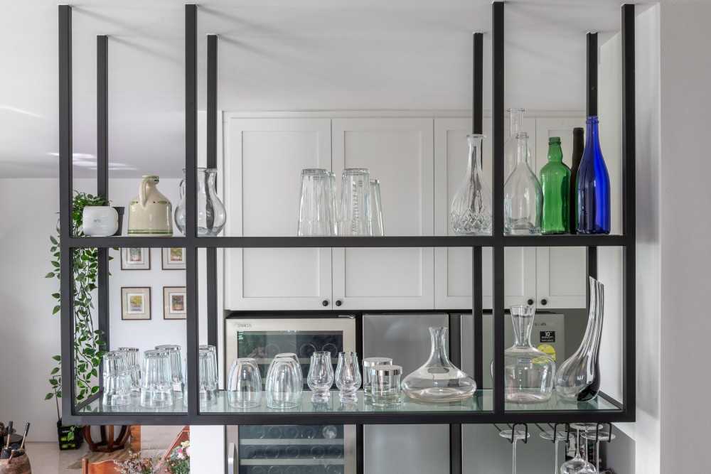 Modern Kitchen with Kitchen Accessories and Kitchen Cabinets