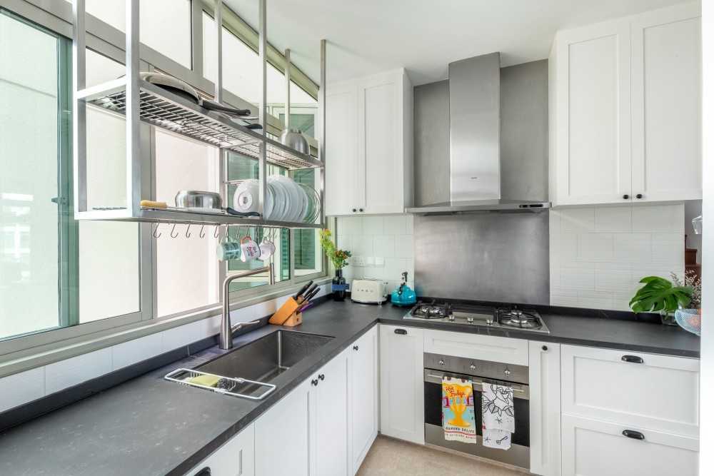 Modern Kitchen with Countertop and Marble Floor