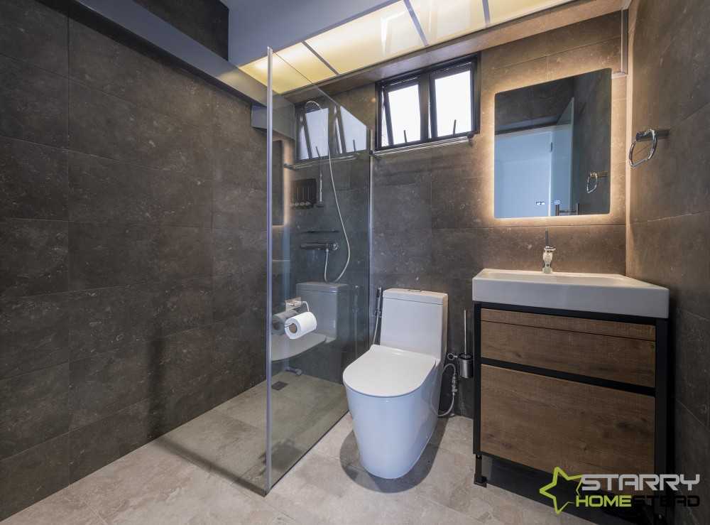 Scandinavian Bathroom with Mirror and Flooring