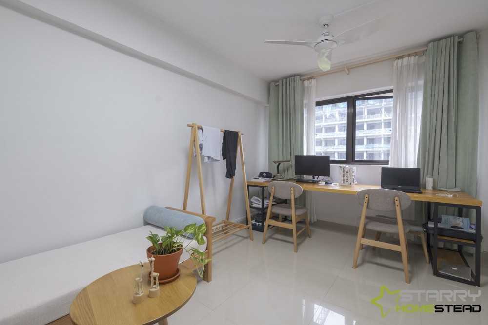 Scandinavian Study with Desk and Office Chair