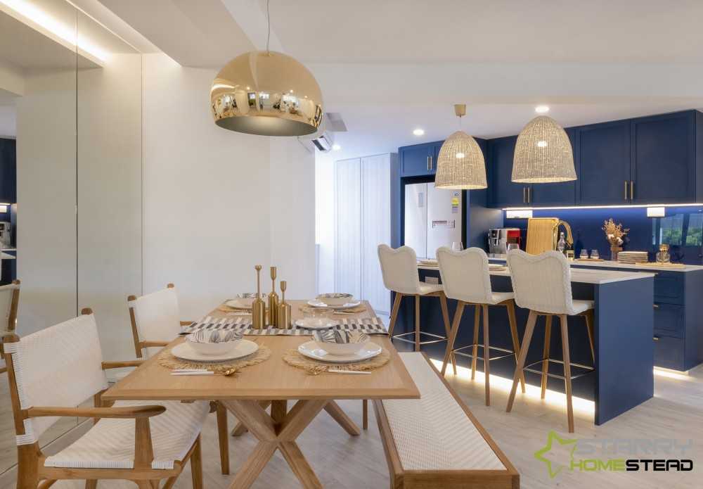Country Dining Room with Dining Table and Dining Chairs