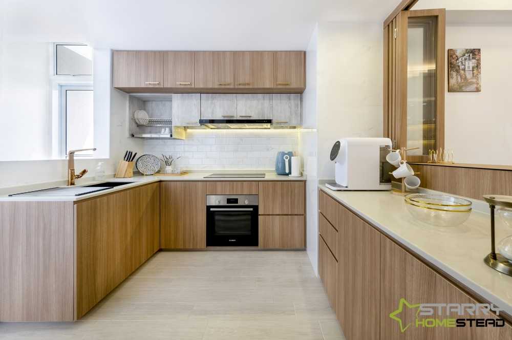 Scandinavian Kitchen with Kitchen Island and Kitchen Tap