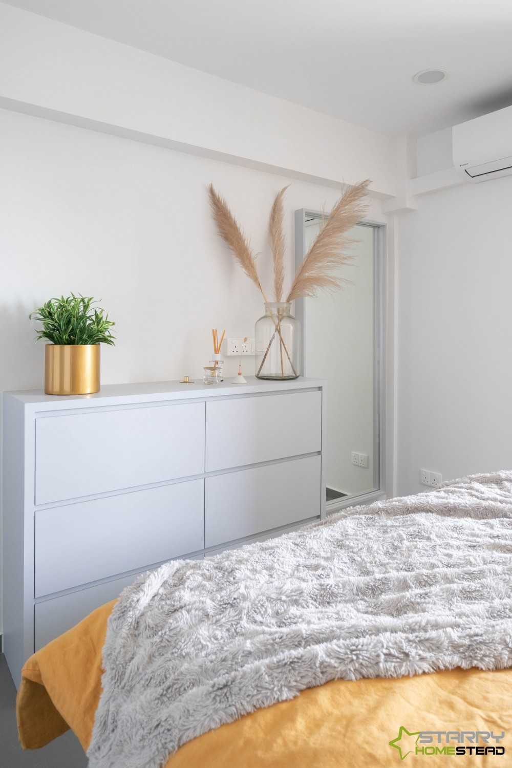 Modern Bedroom with Wardrobe and Queen Bed
