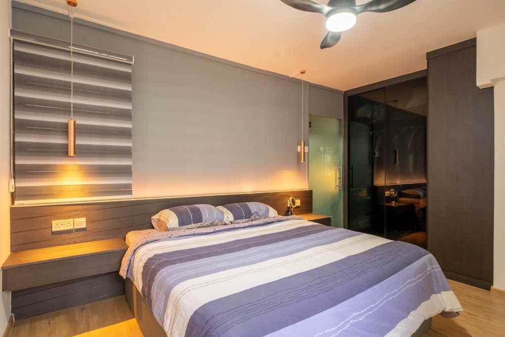 Scandinavian Bedroom with Vinyl Flooring and Wardrobe