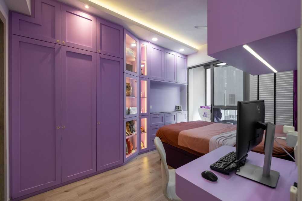 Contemporary Bedroom with Vinyl Flooring and Cove Lighting
