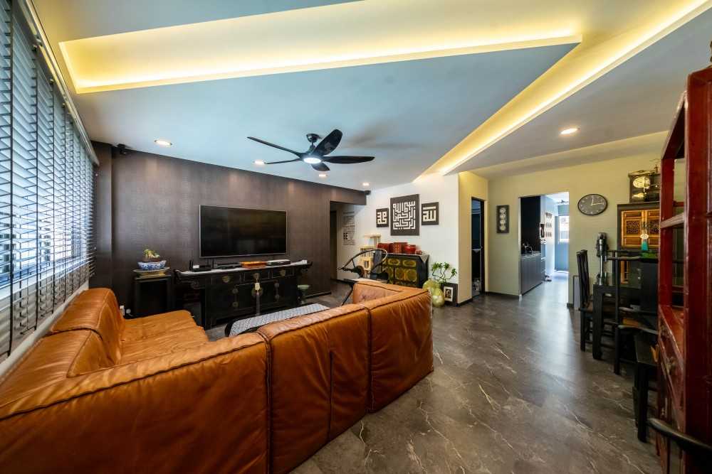 Vintage Living Room with Homogeneous Tiles and Sofa