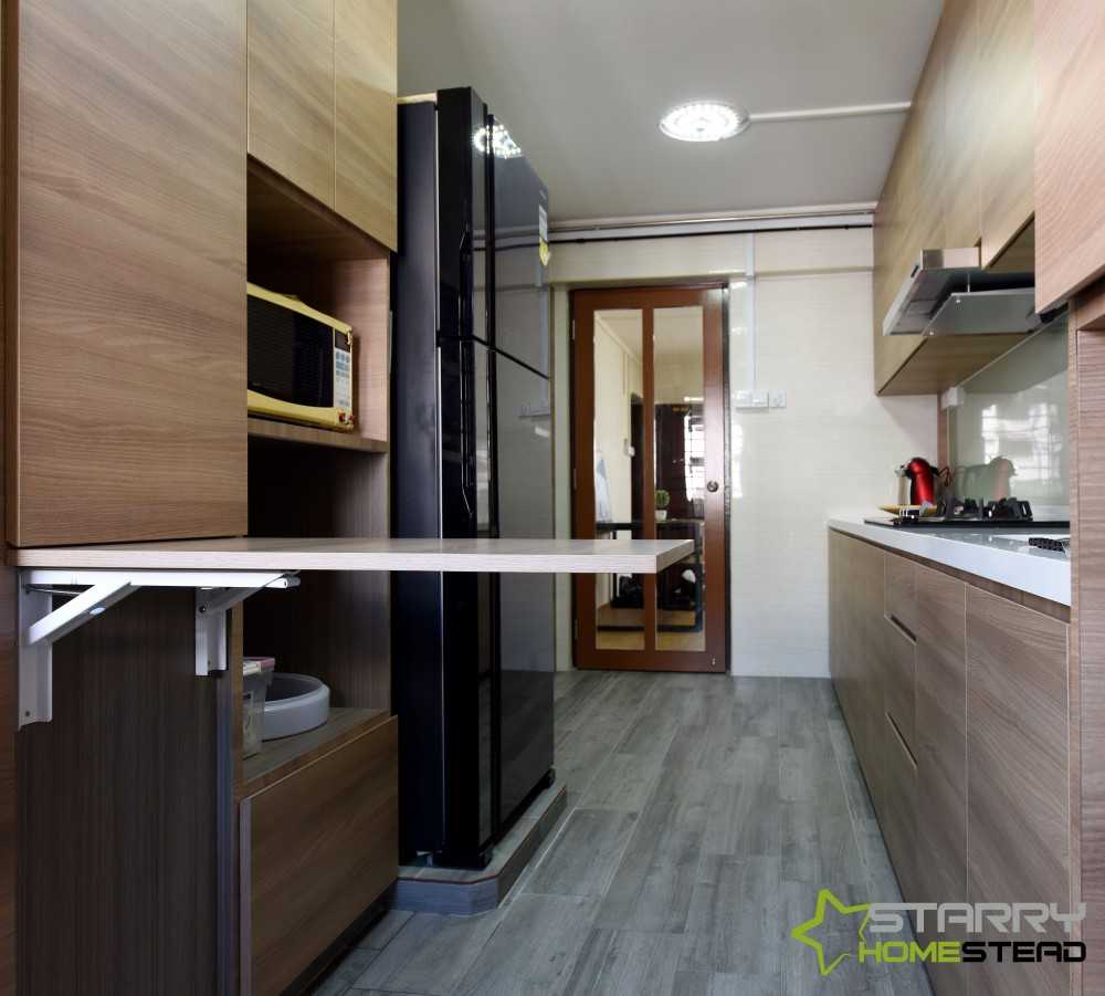 Industrial Kitchen with Kitchen Backsplash and Kitchen Accessories