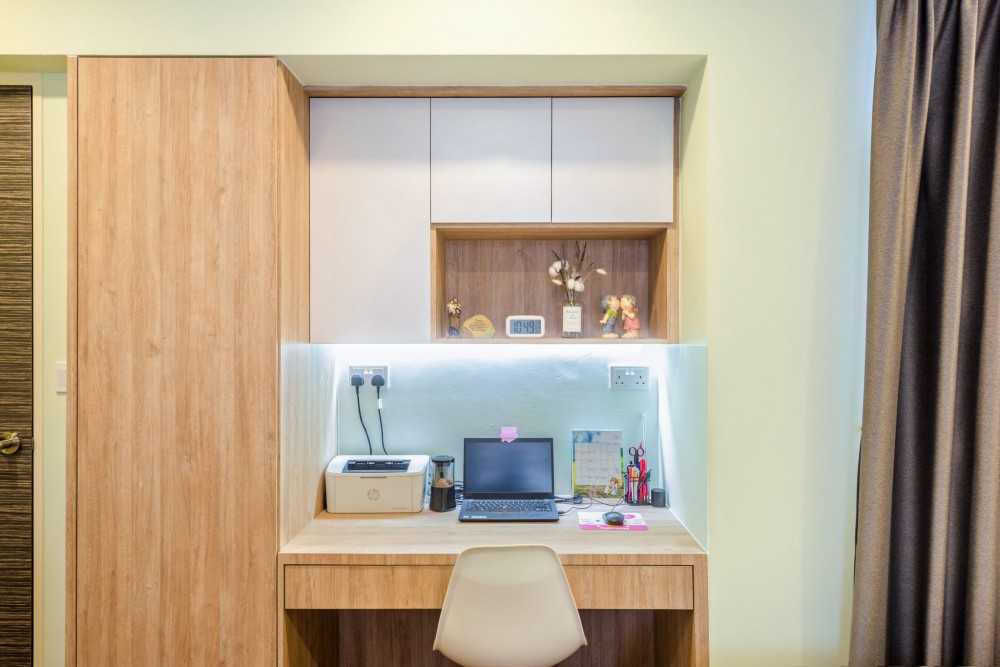 Contemporary Bedroom with Bookshelf and Parquet Floor
