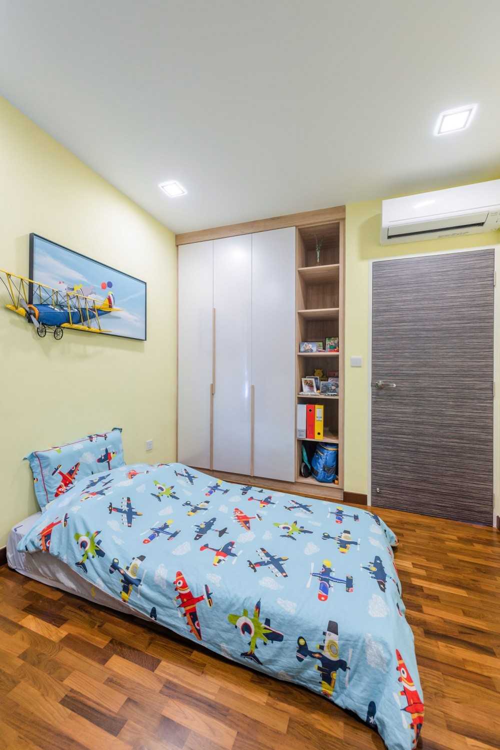 Contemporary Bedroom with Parquet Floor and Wardrobe
