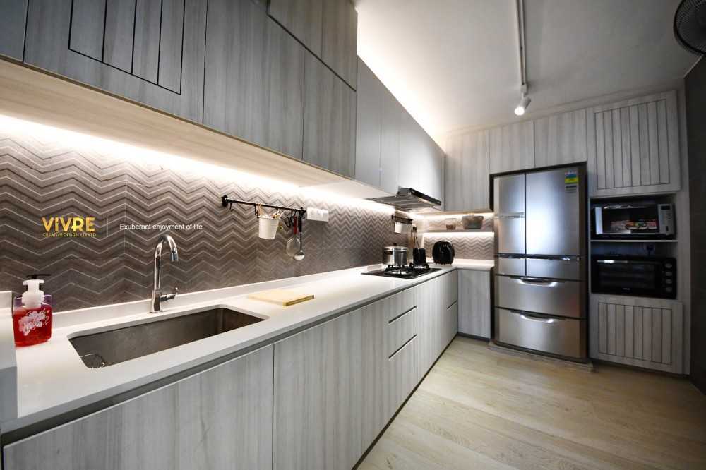 Scandinavian Kitchen with Countertop and Homogeneous Tiles